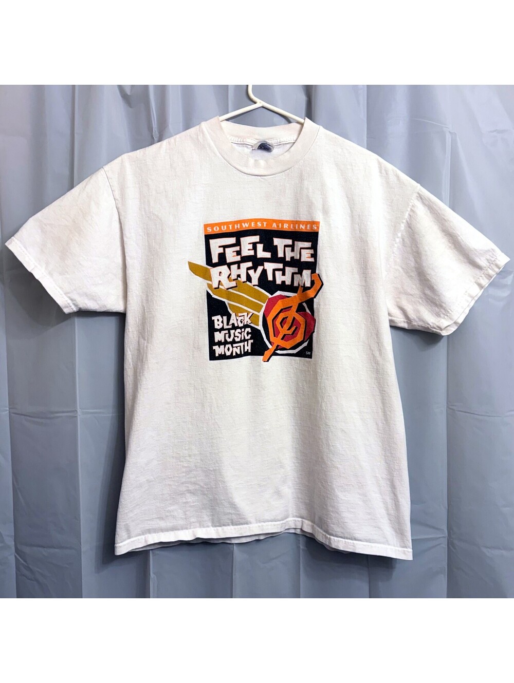 Southwest Airlines Feel The Rhythm Black Music Month T-Shirt Men's XL White